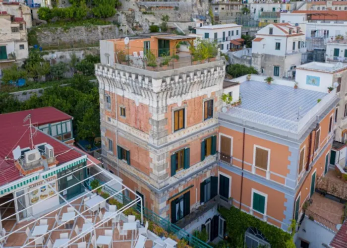 Centre Flats 아파트 *