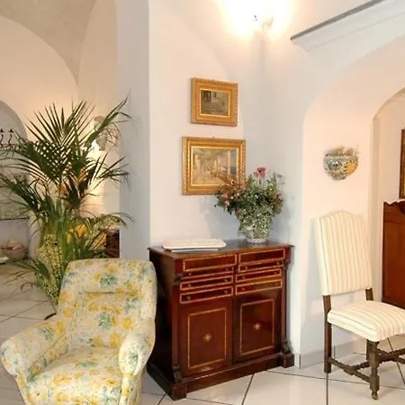 Centre Flats Apartment